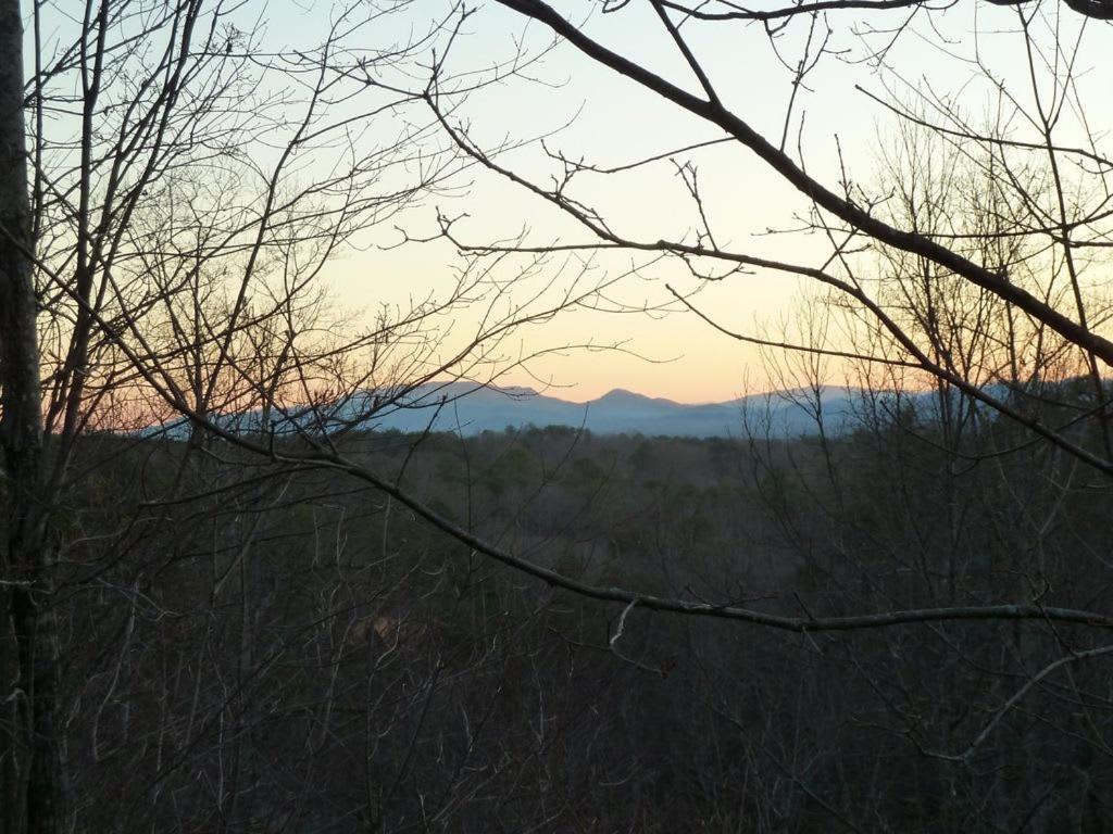 View! Cozy, Private, Fireplace, Hot Tub Log Cabin, Honeymoon! Sevierville Exterior photo