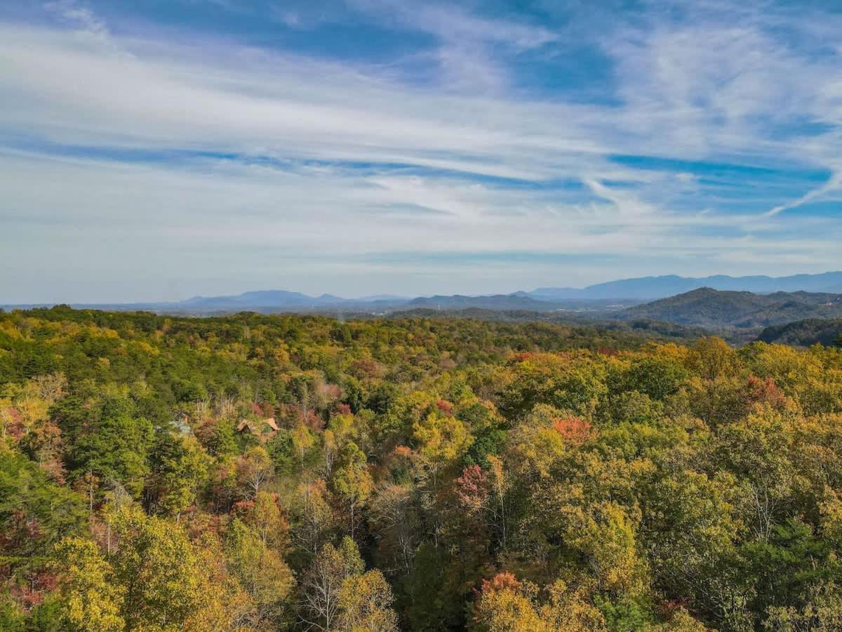 View! Cozy, Private, Fireplace, Hot Tub Log Cabin, Honeymoon! Sevierville Exterior photo